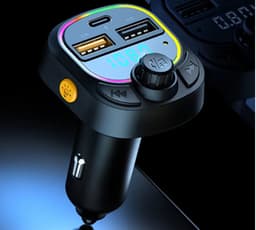 Bluetooth FM Transmitter zender voor in de Auto - Draadloos Muziek Streamen naar je autoradio - Handsfree Bellen - Opladen | Bluetooth 5.0 | USB-C & 2 USB-A Poorten | Compatibel met: iPhone & Android, Siri, google assistant of Bixby — thumbnail 3