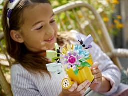 LEGO Creator 3-in-1 - Bloemen in gieter Constructiespeelgoed — thumbnail 5