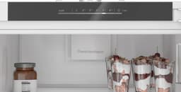 Bosch KIR81ADC0 Serie 6 – Inbouw Koelkast - 177.2 cm – Vlakscharnier – SoftClose – Zeer stil - VitaFresh XXL 0°C: houd etenswaren langer vers met extra ruime vershoudlades - Ledverlichting — thumbnail 5