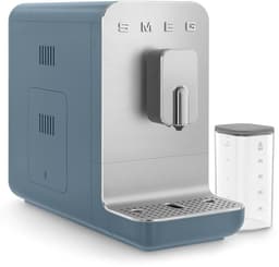 SMEG BCC13SBMEU - Volautomatische koffiemachine met melkreservoir - Storm Blue — thumbnail 3