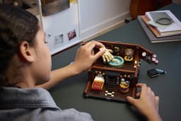 Lego Wednesday 76785 Appartement Van Thing Bouwstenen — thumbnail 5
