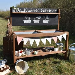 Modderkeuken voor kleine tuinders - Houten buitenkeuken met krijtbord en uitneembare speelbakken — thumbnail 5