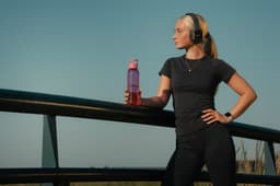 Grixx draadloze Bluetooth koptelefoon - Over-ear - Microfoon - Zwart - Lichtgewicht — thumbnail 5