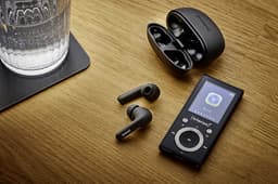 (Intenso) Video Scooter BT MP3 Speler - 16GB - bluetooth - zwart (3717470) — thumbnail 4