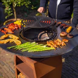 RJRoyal Living BBQ Plancha Grill Maestro XXXL Ø100cm Cortenstaal - Met Grote wielen en houtopslag vuurschaal 100cm stalen bakplaat — thumbnail 3