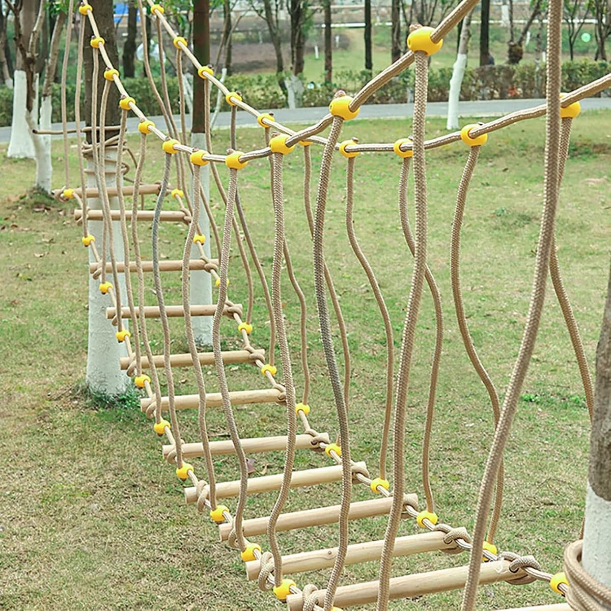 Outdoor brug swingende kinderen sport en fysieke fitness trainingsapparatuur Enige houten brug balance brug klimframe(Size:2m) — afbeelding 1
