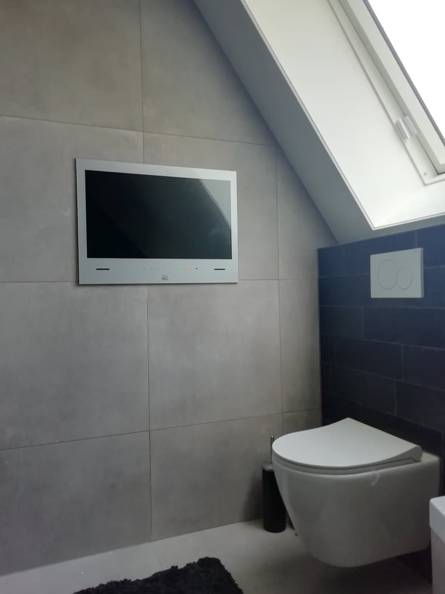Badkamer TV SplashVision ESI-27 - Android Smart LED GOOGLE TV / Zilvergrijs — afbeelding 1