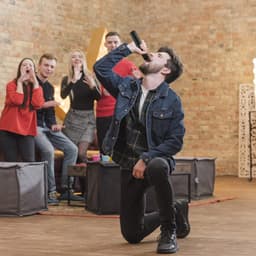 Karaoke Draadloze microfoon Draagbare handzame Bluetooth-luidsprekermicrofoon, draadloze microfoons Karaokemachine Thuis KTV-speler Compatibel met Android- en iOS-apparaten voor feesten/zang/vergaderingen — thumbnail 5