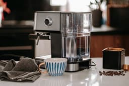 Teesa TSA4010 - Espressomachine AROMA 450, melkopschuimer, 850 Watt — thumbnail 5