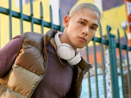 Bose QuietComfort Headphones — thumbnail 4
