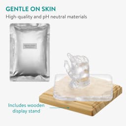 Kristallen baby hand gipsafdruk set met standaard - Leg herinneringen vast met deze 3D gipshand voor je baby - 10 x 10 cm en transparant — thumbnail 2