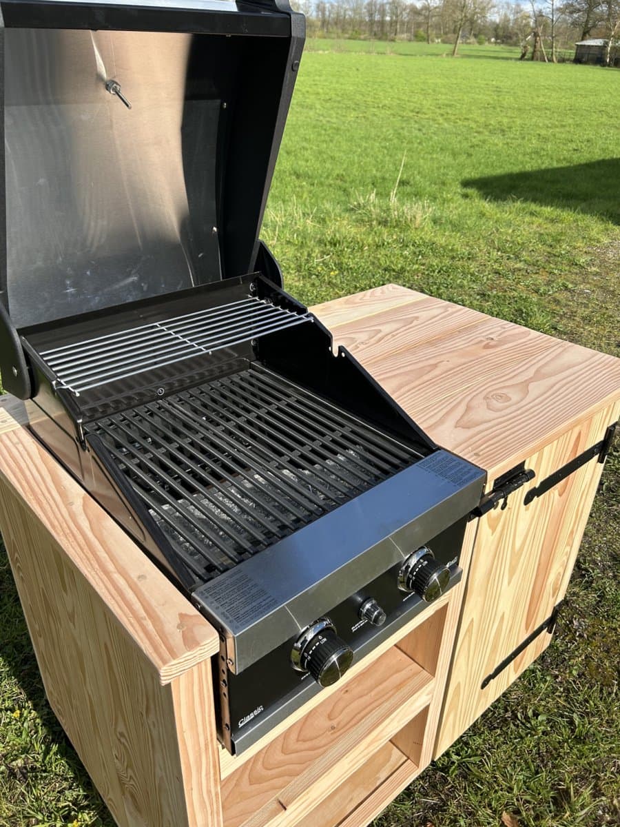 Buitenkeuken met Grandhall G2 - Douglas hout — afbeelding 1