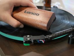 Lenco Platenspeler Bundel - LS-410WA + TTA-6IN1 - Platenspeler met Bluetooth - 6-delige LP Schoonmaakset — thumbnail 4