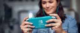 Nintendo Switch Lite - Turquoise — thumbnail 5