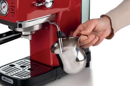 Espresso Machine - Koffiezetapparaat - Thuis Koffie Maken - Maxi-Cappuccino Functie - 11 Liter Tank - Rood — thumbnail 3