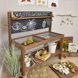 Modderkeuken voor kleine tuinders - Houten buitenkeuken met krijtbord en uitneembare speelbakken — thumbnail 4