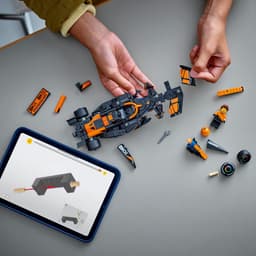 LEGO Speed Champions - McLaren F1 Team MCL38 racewagen Constructiespeelgoed — thumbnail 3