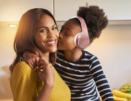 PowerLocus P2 draadloze Over-Ear Koptelefoon Inklapbaar koptelefoon voor kinderen - veilig volume van 85 dB - Bluetooth Hoofdtelefoon - Met microfoon — thumbnail 3