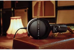 Beyerdynamic DT 770 Pro X - Studio Koptelefoon - Ohm - Zwart — thumbnail 2