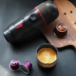 Draagbare Koffiemachine - Koffiezetapparaat Met Thermoskan - Inclusief USB + Lichtnet + Opbergtas + Standaard - Koffiemaker 12 Volt - Onderweg 3 in 1 - Nespresso - Dolce Gusto - Koffiepoeder - Groen — thumbnail 4