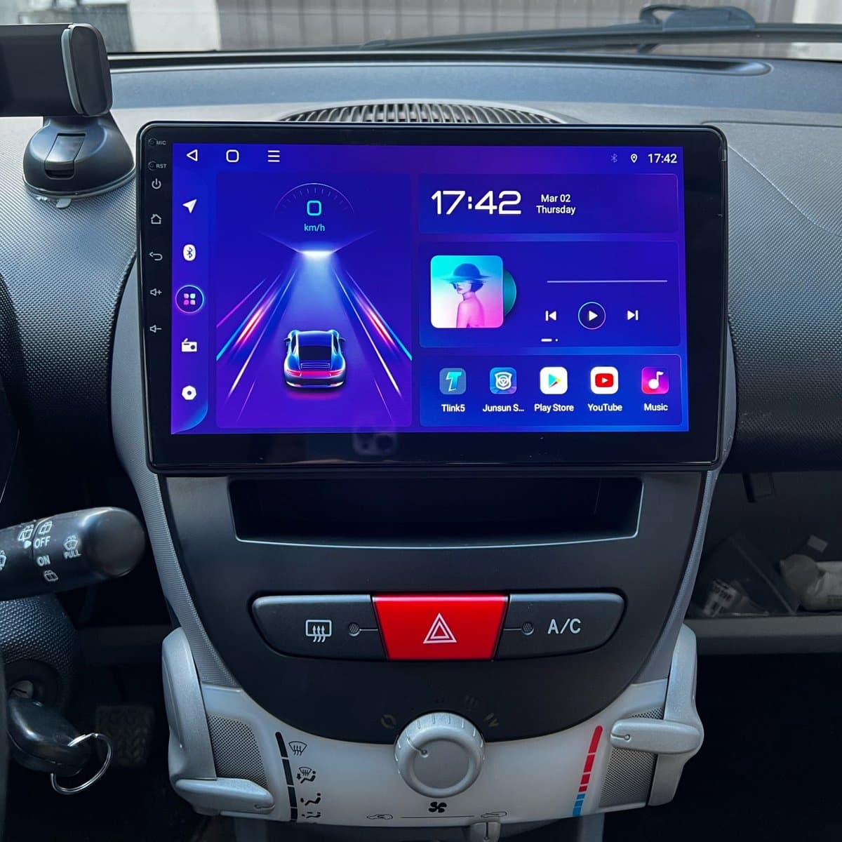 Junsun Android Autoradio Geschikt Voor Toyota Aygo Peugeot 107 Citroen C1 - 2GB+32GB - Draadloze CarPlay & Andriod Auto - GPS Navigatiesysteem - Bluetooth - 10-inch Touchscreen - WiFi - RDS - SWC — afbeelding 1
