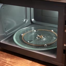 Magnetron met Grill - Oven Combimagnetron - Snel Eten Verwarmen - Touchscreen Bediening - 23 Liter - Zilver — thumbnail 3