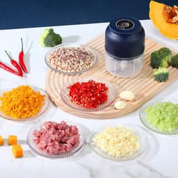 Elektrische Knoflook Chopper - Mini Keukenmachine - Snel Ingrediënten Hakken - Draadloos Oplaadbaar - 300ML Kom - Blauw — thumbnail 2