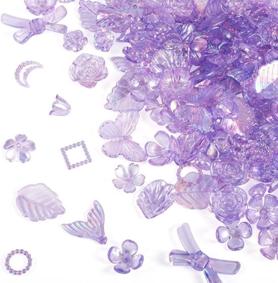 Mix van paarse acryl kralen in bloem-, strik-, vlinder-, zeemeerminstaart- en bladvorm voor het maken van armbanden en sieraden, 100 gram — afbeelding 1