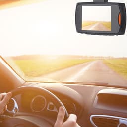 Dashcam Full HD 1080P met 170 Graden Kijkhoek en Automatische Loopfunctie — thumbnail 2