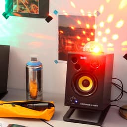 Hercules DJSpeaker 32 - Actieve 3" Studiomonitorset - 2x 15W RMS Speakers - Met LED-Partyverlichting — thumbnail 2