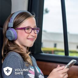 JLAB Jbuddies kinder Koptelefoon Draadloos – Koptelefoon kinderen geluidsdempend – Gehoorbescherming kinderen – Volumelimiet 84 dB – 24 uur batterijduur – Bluetooth - Grijs/Paars — thumbnail 3