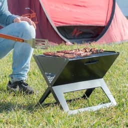 Opvouwbare Houtskool Barbecue - 44,5 X 30,5 X 35 cm - Draagbare BBQ - Mini Grill - Inklapbaar Barbecuetoestel - Compact Tafelmodel voor Buiten - Tafelgrill voor Camping, Balkon & Picknick – Mat Zwart — thumbnail 2