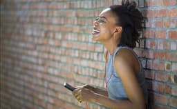 JBL Tune 310C - USB-C Oordopjes voor iPhone 15, 16 & 17 - Bedrade In-ear met Microfoon - Oortjes Bedraad - JBL Pure Bass - Android & Laptop - Zwart — thumbnail 5