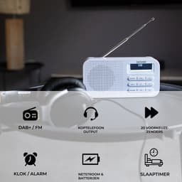 Denver DAB Radio - Noodradio / Noodpakket - Batterijen & Netstroom - Keukenradio - Draagbare Radio - DAB42 - Wit — thumbnail 3