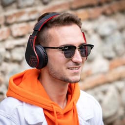 PowerLocus P2 - Draadloze Over-Ear Koptelefoon Inklapbaar - Bluetooth Hoofdtelefoon - Met microfoon – Headphone - Micro SD mode – Incl. Carry Case - Zwart/Rood — thumbnail 5