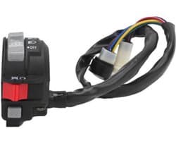 Vervanging van het linker stuurlicht en startknop op een Yamaha Moto 4 225 2x4 uit 1986 (geschikt voor).