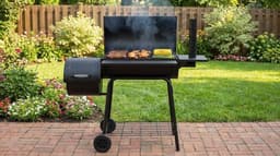 Houtskoolbarbecue House&Garden Smoker Pro XXL – BBQ Grillwagen met Deksel, Rookoven, Thermometer & Zijtafels – Grote Houtskool Grill Smoker voor Buiten – Verrijdbare Barbecue Grill met Schoorsteen – 147x126x126 cm – Zwart — thumbnail 1