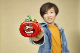 LEGO Fortnite - Tomatohead Constructiespeelgoed — thumbnail 2
