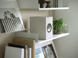 Kef Q1 Meta wit boekenplank luidspreker, prijs per stuk, afname per paar  . Wink — thumbnail 3