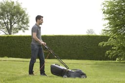 Elektrische grasmaaier - Duwmaaier compact - Kleine tuin maaien - 32 cm snijbreedte - 3 hoogtes - Grijs — thumbnail 2