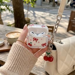 Transparant hoesje voor oordopjes dames met kersen en strikjes patroon en decoratieve hanger geschikt voor AirPods Pro 3 met TPU beschermhoes en clip — thumbnail 5