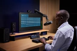 Elgato Wave XLR MK.2 - USB Audio Interface en DSP Mixer - 80dB Gain - Onboard Effecten - Touch Mute — thumbnail 4