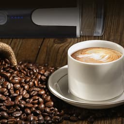 Draagbare espressomachine, oplaadbare mini-koffiemachine met capsuleaansluiting, geschikt voor kamperen, reizen, buitenactiviteiten en campers. Inclusief capsules en koffiepoeder. — thumbnail 3