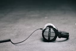 Beyerdynamic DT 990 Pro - Studio Koptelefoon - 250Ohm - Grijs — thumbnail 3