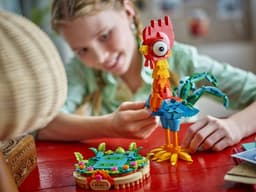 LEGO Disney - Vaiana 2 Heihei Constructiespeelgoed — thumbnail 3