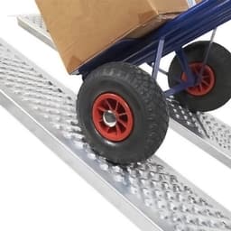 Oprijplaten voor Voertuigen - 400 kg Belastbaar Staal met Antislip, Hellingen voor Aanhanger, Motorfiets en Grasmaaier - Set van 2 — thumbnail 2