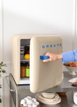 CREATE - Koelkast in retrostijl - Zand - Handvat Kobaltblauw - FRIDGE RETRO 48L — thumbnail 4