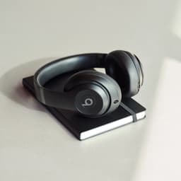 Beats Studio Pro Draadloze Koptelefoon met Noise Cancelling (ANC) - Black — thumbnail 4