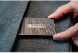 Externe SSD - Mini Opslag - Bestanden Opslaan - Robuuste Metalen Behuizing - 1TB - Zwart — thumbnail 3
