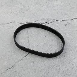 SnelShoppen - Vervangende Aandrijfriem Rubber Zwart 3mm Stapel 13mm Breedte 103 Tanden 309mm Omvang Geschikt voor MacAllister MGTP1000 Grasmaaier — thumbnail 4
